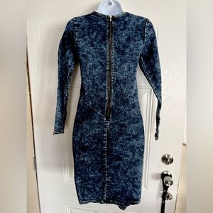 Bluestone denim dress size s is 96% cotton, 4% spandex